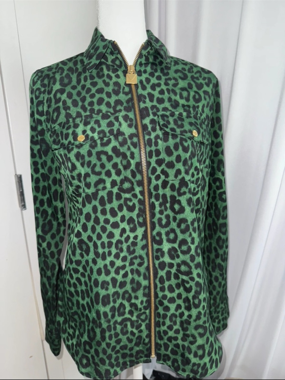 Michael kors green leopard blouse